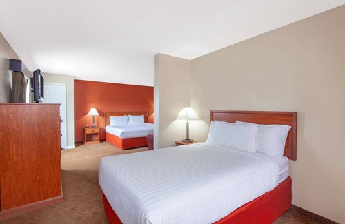 Willmar Hotel | AmericInn by Wyndham Willmar