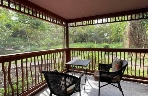 Honalo House | Amidst Bamboo Jungle Retreatnn