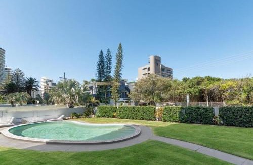 Main Beach Apartment | Amira Apartments Main Beach