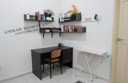 Kampung Gong Badak House | Amirah Homestay (UMT, UniSZA)