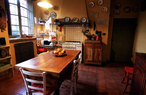Mombaruzzo House | Among UNESCO vineyards - Casa Visconti historic center of Mombaruzzo FREE WI-FI