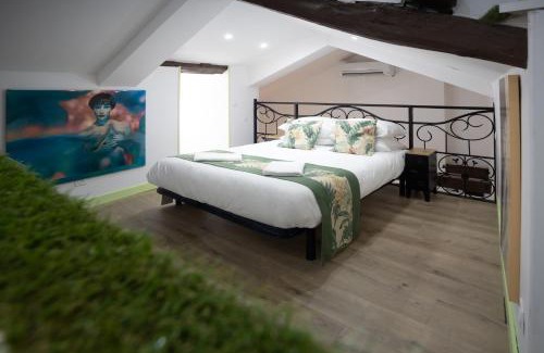 Villefranche-de-Rouergue Apartment | Amore-Amore