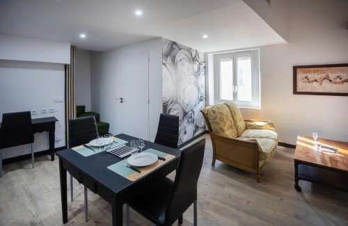 Villefranche-de-Rouergue Apartment | Amore-Amore