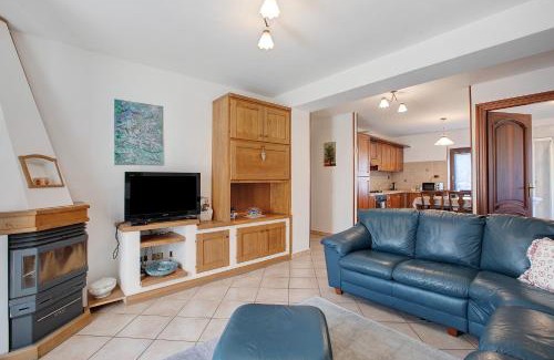 Ampaillant Apartment | Ampaillan 002