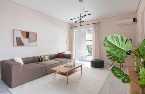 Amarousion Apartment | Ample 3BR Family Properties in Marousi by UPSTREET