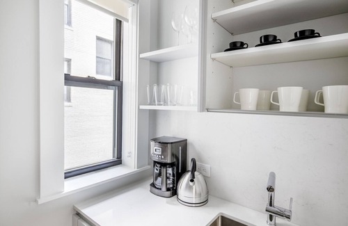 Brighton Apartment | Ample Allston 2BR w/W/D in basement