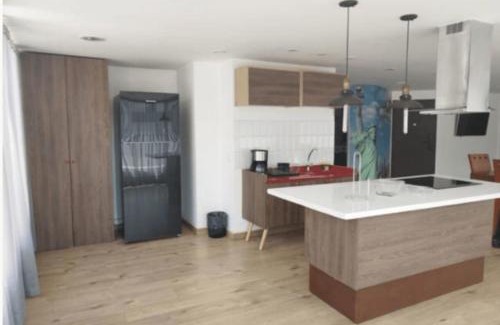 Calle 100 Apartment | Amplio apartamento con servicios incluidos