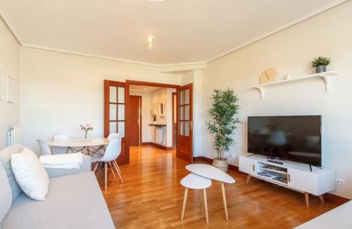 Barakaldo Apartment | Amplio y Luminoso sobre la Ría de Barakaldo