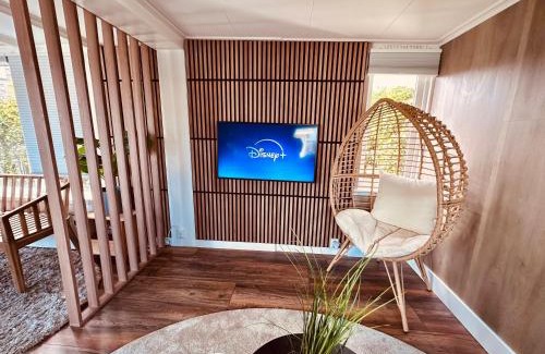 Municipality of Aalsmeer Apartment | Amsterdam Boathouse