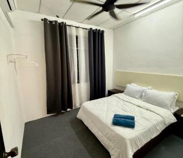 Bukit Rambai Apartment | Amy's Homestay