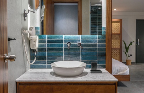 Paradhisos Hotel | Amyntas Seafront Hotel