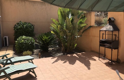 Vera Apartment | An Attractive 2 Bedroom Apartment on a Golf Course with a Sunny Garden