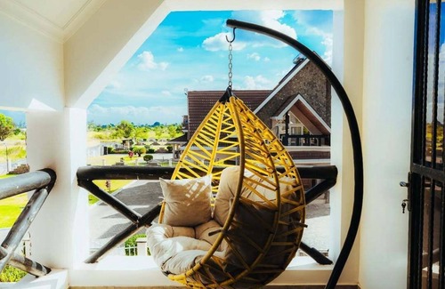 Murang'a County Villa | An elegant villa located in a serene Golf Resort, where luxury meets opulence.