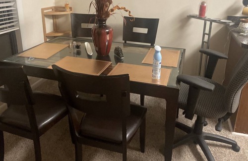 North Bethesda Apartment | An Exclusive 2 bdrm, Apt-N-Bethesda, 5 mins to Twinbrook station
