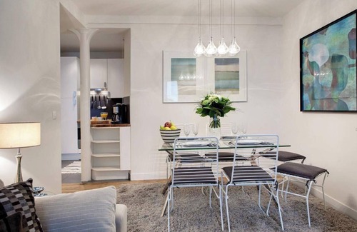 Marais Apartment | AN ICONIC PLACE IN AN ICONIC LOCATION AT RUE MALHER - LE MARAIS