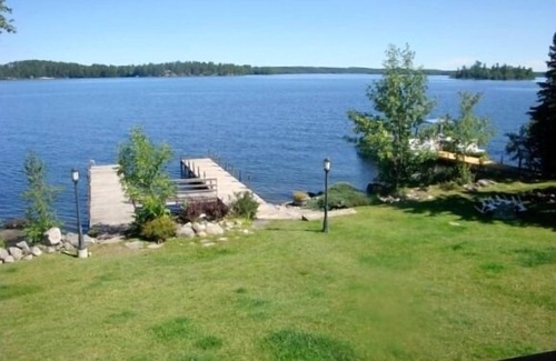 Cook House | An Indescribable Lake House on Lake Vermilion Cook *SPECIALS*Email to ask!