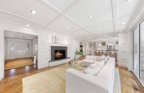 Westport House | An oasis in a magnificent & scenic setting in Westport CT