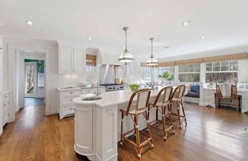 Westport House | An oasis in a magnificent & scenic setting in Westport CT