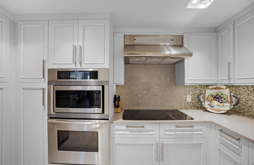 Truman Annex Condo | An Ocean Serenity in Truman Annex, Key West