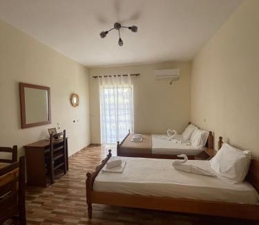 Himare Apartment | Ana Rooms
