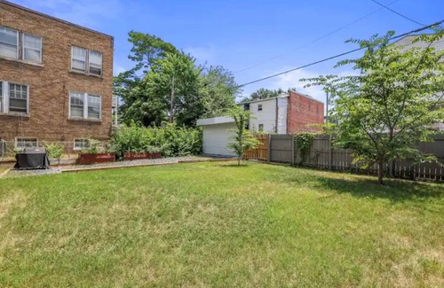 Fairlawn House | Anacostia Bungalow