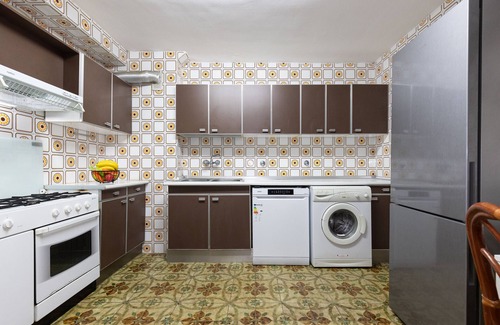 Salou City Centre Apartment | ANAGABU 5H Apartment - Only families