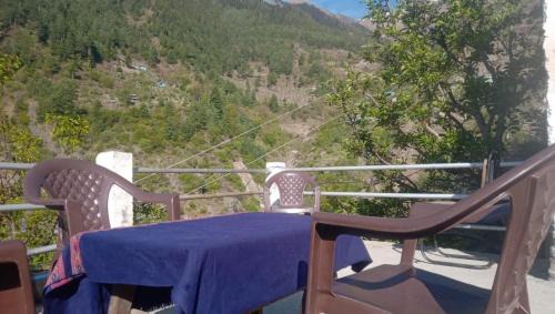 Nichar House | Anand Homestay