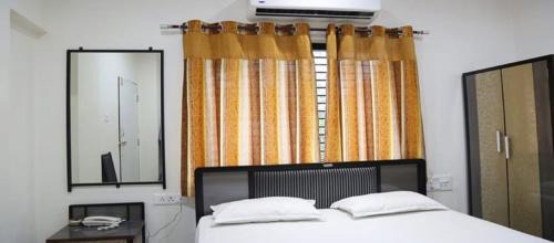 Ramdaspeth Hotel | Anand Mahal Hotel