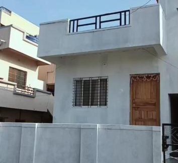 Phaltan House | Anand Stay & Dining