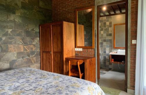 Sidemen Bed & Breakfast | Anandinii River Lodge by AGATA