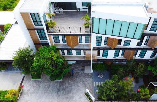Ban Tai Hotel | Ananzitra Hotel