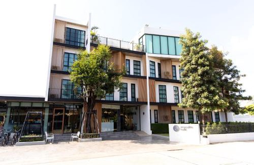 Ban Tai Hotel | Ananzitra Hotel