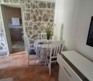 Radovici Apartment | Anastasija