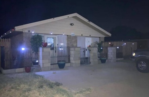 Wichita Falls House | AnB WFSuites.Sleeps12. 6Bedrooms