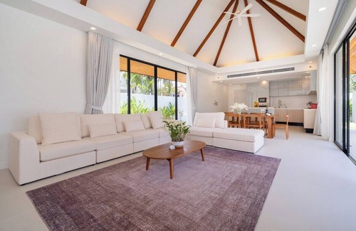 Choeng Thale Villa | Anchan Villas - TOP 4 BR Signature Pool Villa