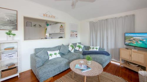 Yamba House | Anchor Down