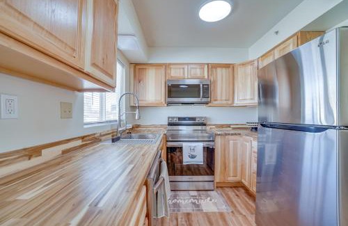 Midtown Anchorage Apartment | Anchorage Retreat, Walk to Dining and Entertainment