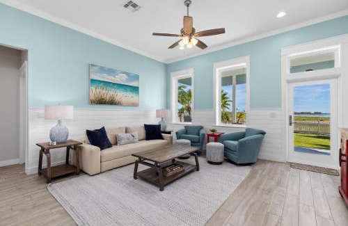 The Shores House | Anchors Aweigh cottage