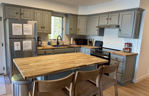 Drummond House | Anchorwood Cabin on Drummond Island