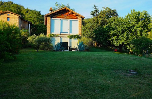 Amandola House | Ancient Renovated Hay-Barn in the Foothills of the Sibillini Mountains