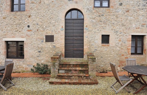 Colle di Val d'Elsa House | Ancient village : History and Nature in the silence of the countryside.