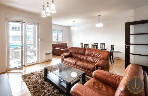 Babilonija Apartment | Ancora 2