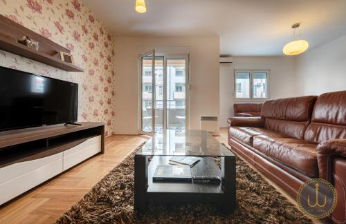 Babilonija Apartment | Ancora 2