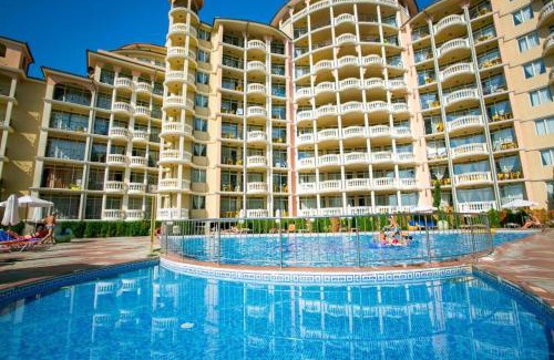 Elenite Apartment | Andalucia Beach - Sea Viev Apartments
