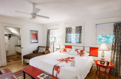 Manhattan Bed & Breakfast | Anderson Bed & Breakfast
