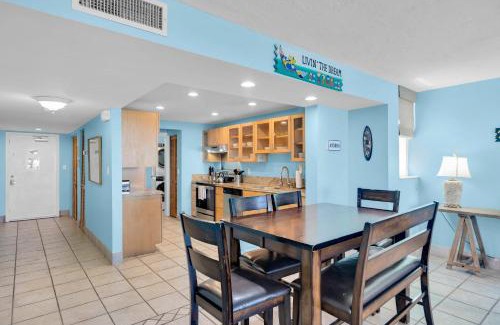Meadows House | Andros - Spacious 2x2 Waterfront Condo