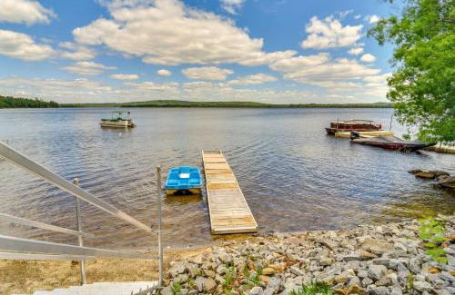 Leeds House | Androscoggin Lakefront Cottage, Boat Dock and Views!