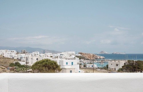 Karavostasis Apartment | ANEMI Folegandros