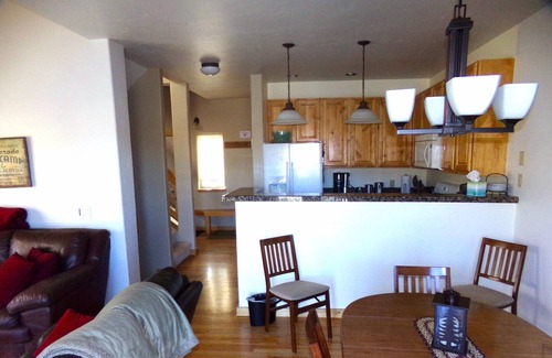 Dillon House | Anemone Townhome 3 Bed 3 Bath