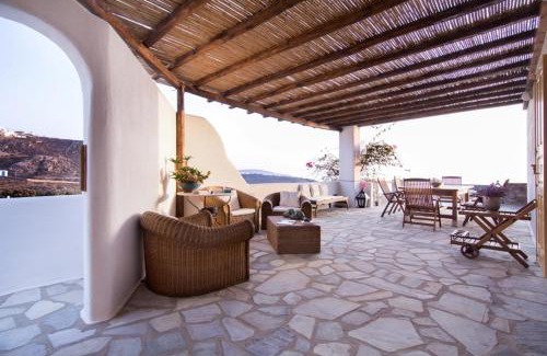 Houlakia Apartment | Anerousses Mykonian Traditional Houses